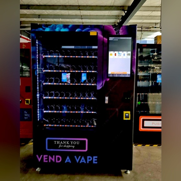 Custom Vending Machine LARGE - Picture 3 of 12